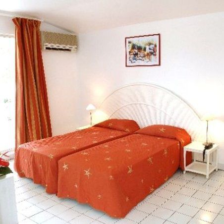 Le Marouba Hotel Le Carbet Ruang foto